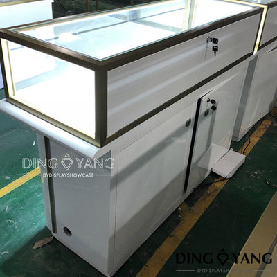 Kalite  Highly Recommended Jewelry Showcase For Retail Store With Pre-Assembled Structure fabrika