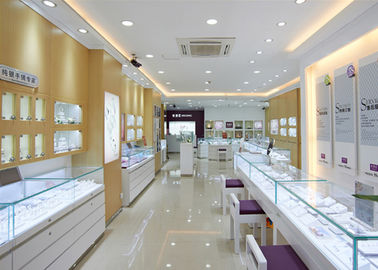 Perakende Mağaza Işıklı Ticari Mücevherler Duvar Ekran Kutusu Yüksek Parlak Beyaz Renk