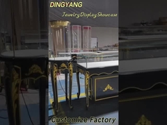 Yeni tasarlanmış lüks mücevher gösterisi